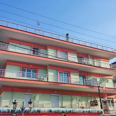 Studios Dafni Паралия-Катерини Экстерьер фото